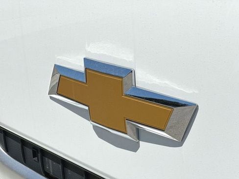 New 2024 Chevrolet Low Cab Forward image 26