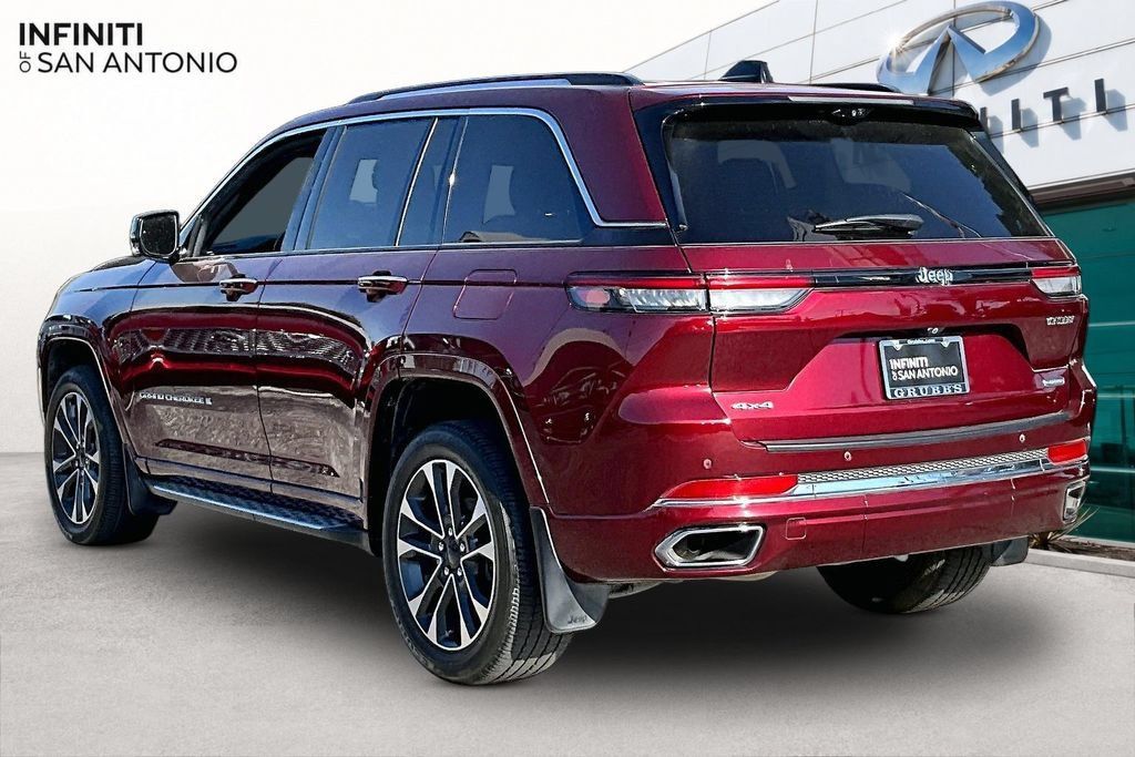 Used 2023 Jeep Grand Cherokee Overland w/ Adv Protech Group III AWD/4WD image 13