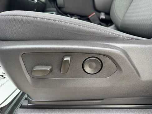 Certified 2025 GMC Sierra 1500 Elevation image 16