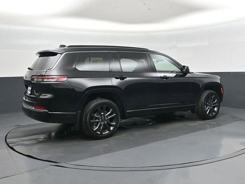 New 2026 Jeep Grand Cherokee L Limited image 3