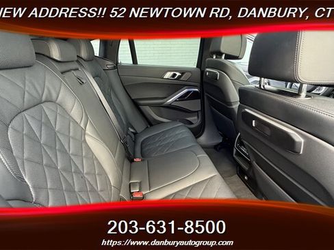 Used 2026 BMW X6 xDrive40i AWD/4WD image 32