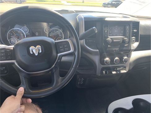 Used 2019 RAM 3500 Big Horn RWD image 11