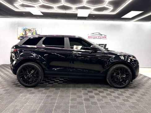 Used 2021 Land Rover Range Rover Evoque SE AWD/4WD image 17
