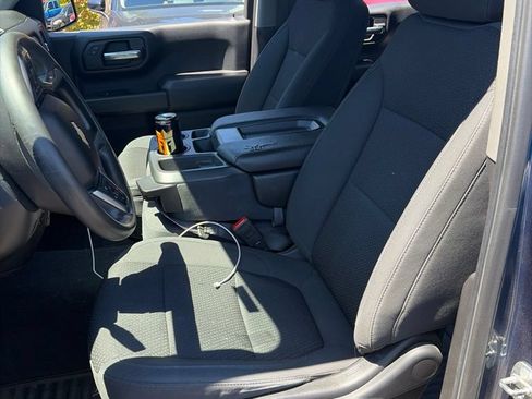 Used 2022 Chevrolet Silverado 1500 Custom w/ Safety Confidence Package AWD/4WD image 8