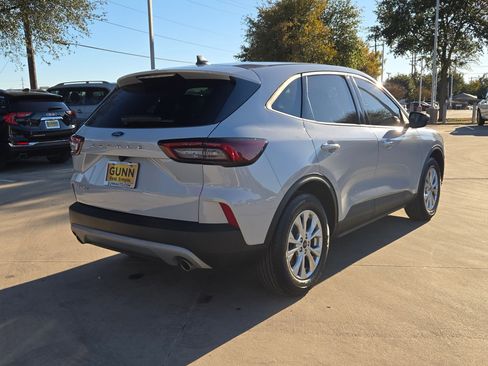 Used 2025 Ford Escape Active image 6