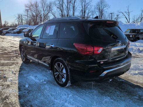 Used 2020 Nissan Pathfinder Platinum image 6