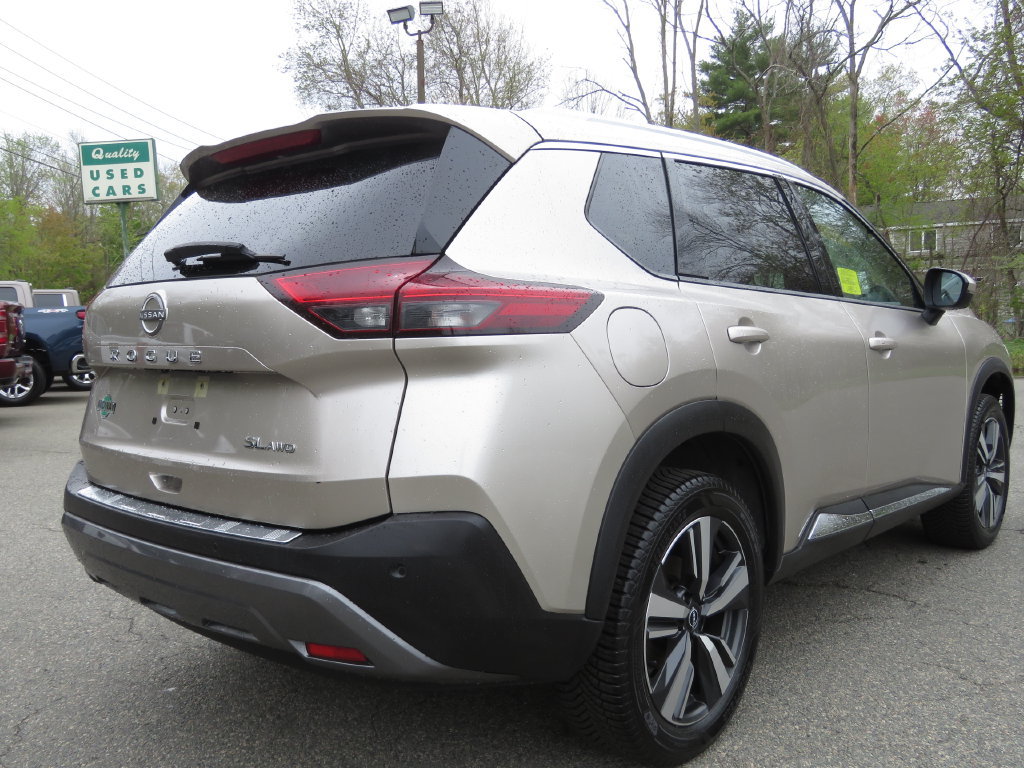 Used 2023 Nissan Rogue SL AWD/4WD image 5