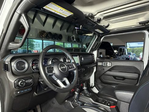 Used 2021 Jeep Wrangler Unlimited Rubicon 4xe w/ Steel Bumper Group image 15