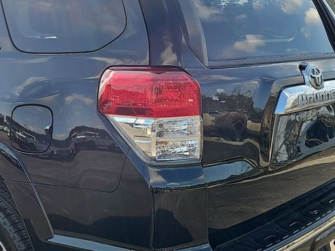 Used 2012 Toyota 4Runner Limited image 38