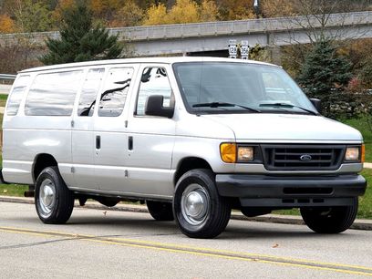 Used 2006 Ford E-350 and Econoline 350 XLT