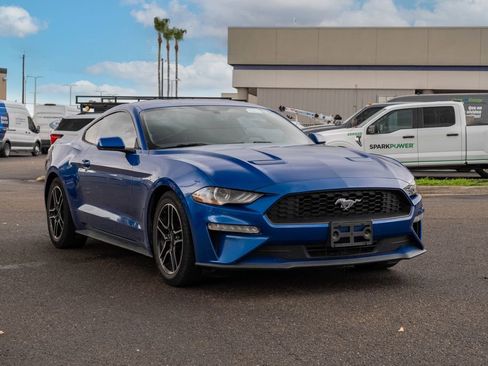 Used 2018 Ford Mustang Coupe w/ Equipment Group 101A RWD image 1