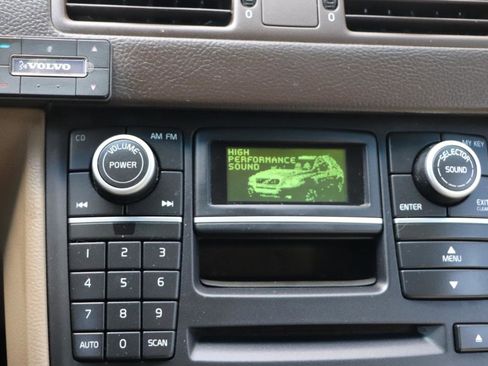 Used 2010 Volvo XC90 3.2 image 15