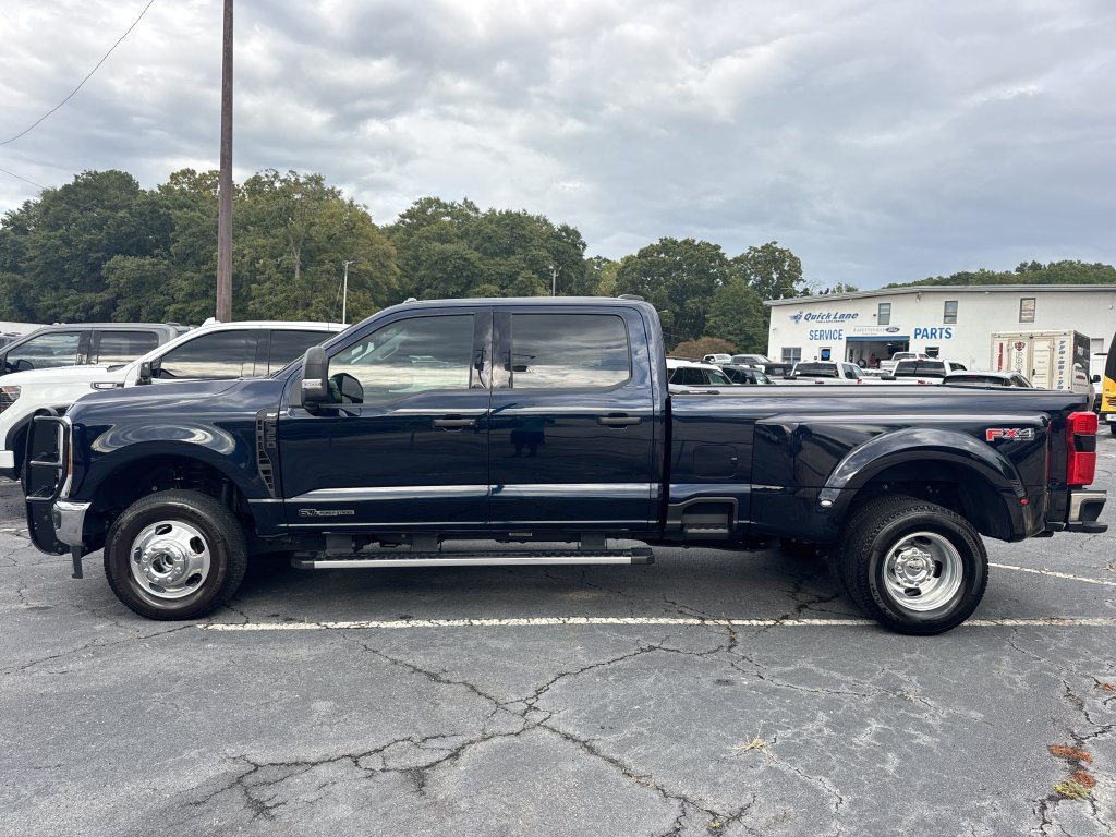Used 2025 Ford F350 XLT w/ 360-Degree Camera Package AWD/4WD image 4