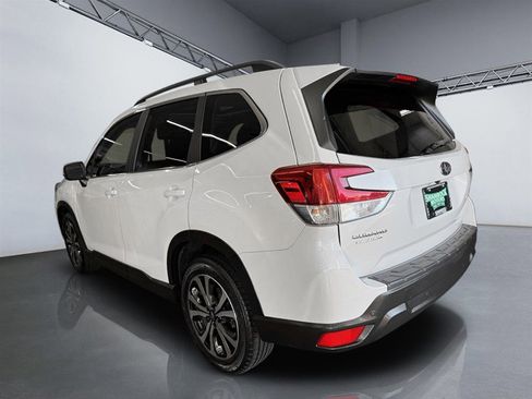 Used 2020 Subaru Forester Limited image 5
