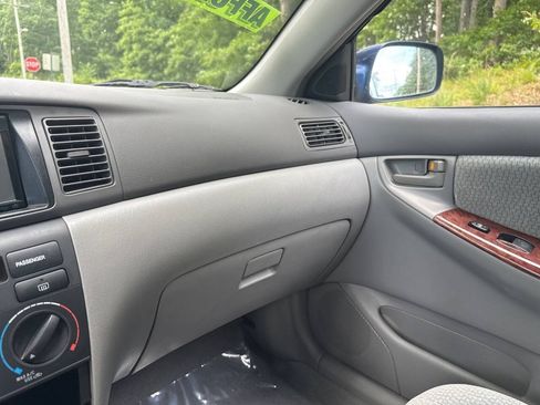 Used 2004 Toyota Corolla LE FWD image 24
