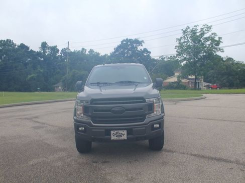 Used 2019 Ford F150 XLT w/ Equipment Group 302A Luxury AWD/4WD image 4