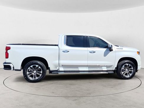 Certified 2023 Chevrolet Silverado 1500 High Country AWD/4WD image 6