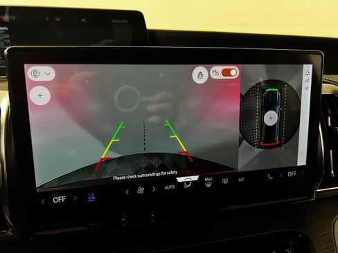 Used 2025 Ford Expedition Max Platinum w/ Driver's Package image 20