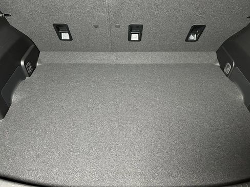 Used 2024 Subaru Crosstrek 2.0i Premium w/ Crosstrek Mirror Package image 22