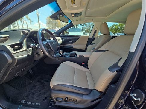 Certified 2021 Lexus ES 250 w/ Premium Package AWD/4WD image 38