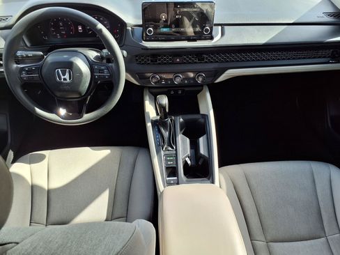 Certified 2023 Honda Accord LX image 4