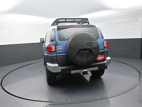 Used 2011 Toyota FJ Cruiser 4WD w/ Convenience Pkg image 52