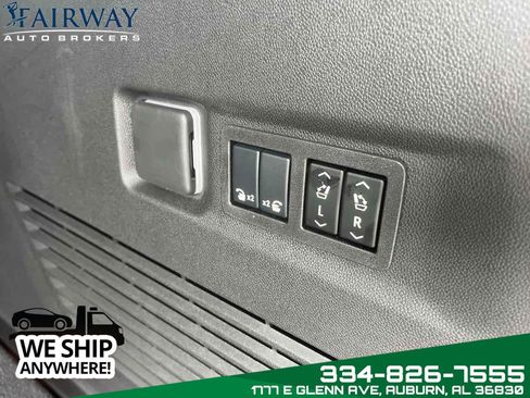 Used 2025 GMC Yukon XL Denali w/ Denali Reserve Package AWD/4WD image 30
