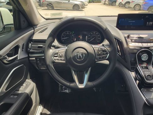 Used 2024 Acura RDX SH-AWD image 23