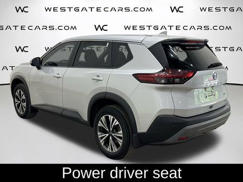 Used 2023 Nissan Rogue SV image 5