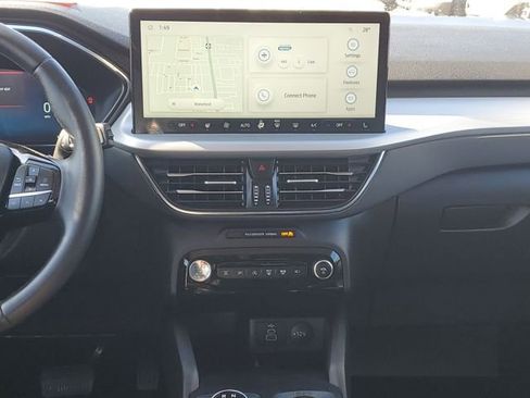 Used 2024 Ford Escape Platinum image 29