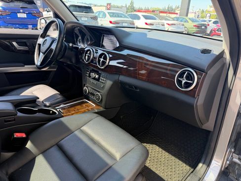 Used 2015 Mercedes-Benz GLK 350 4MATIC image 22
