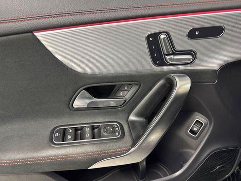 Used 2021 Mercedes-Benz CLA 250 image 10