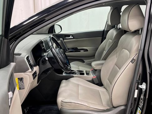 Used 2018 Kia Sportage EX w/ EX Technology Package FWD image 14