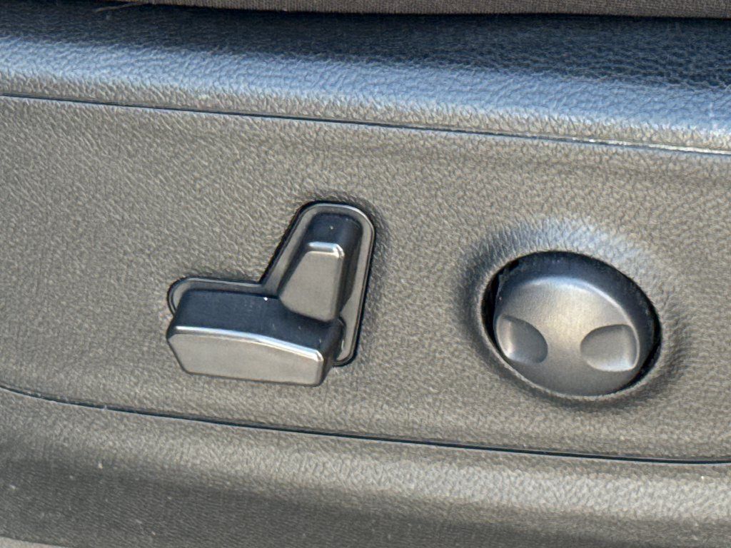 Used 2024 RAM 1500 Big Horn AWD/4WD image 24