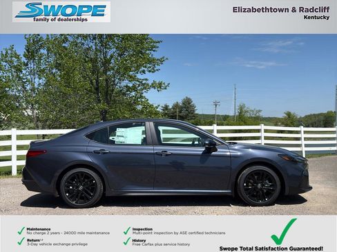 New 2026 Toyota Camry SE FWD image 2