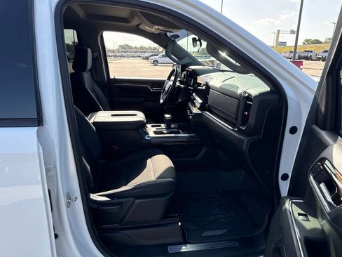 Used 2022 GMC Sierra 1500 Elevation w/ X31 Off-Road Package AWD/4WD image 13