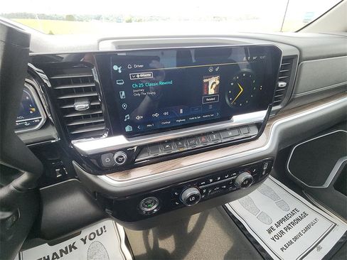 Used 2022 Chevrolet Silverado 1500 RST image 16