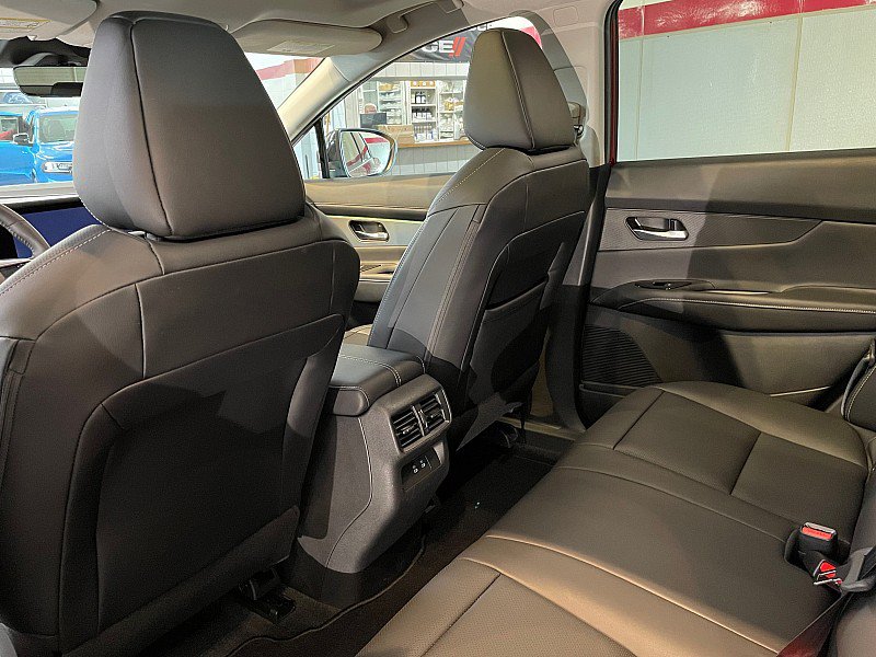 Used 2026 Nissan Murano SL AWD/4WD image 32