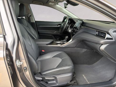 Used 2023 Toyota Camry SE image 15