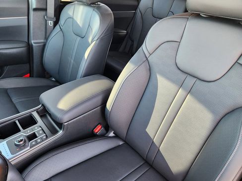 New 2026 Kia Sorento EX image 9