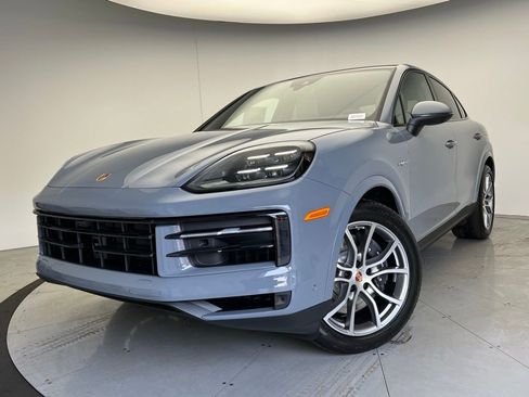 Used 2026 Porsche Cayenne E-Hybrid Coupe image 1
