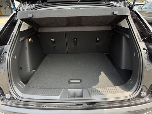 New 2026 Chevrolet Trax ACTIV w/ Sunroof Package FWD image 25