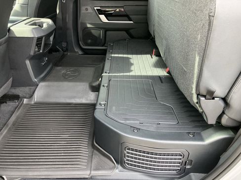 Used 2024 Toyota Tundra Limited image 23