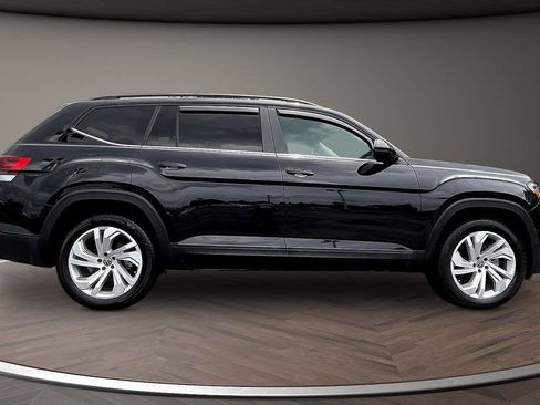 Used 2023 Volkswagen Atlas SE AWD/4WD image 10