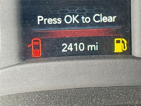 Used 2023 RAM 1500 Tradesman image 12