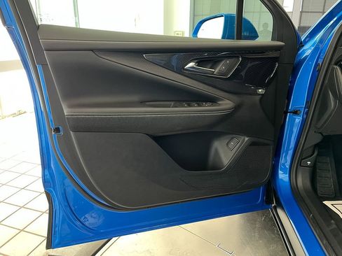 Certified 2025 Chevrolet Blazer EV LT image 13