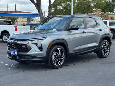 New 2026 Chevrolet TrailBlazer RS FWD image 3