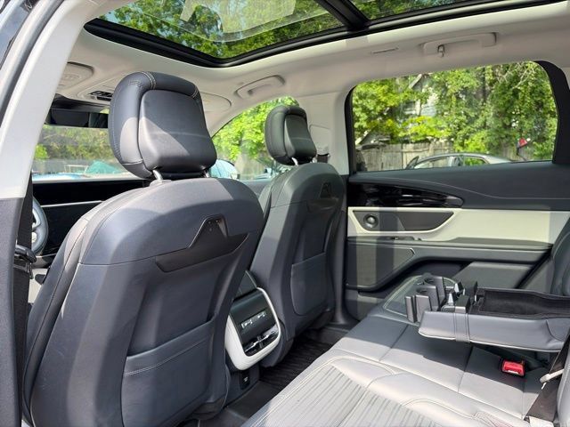 Used 2024 Lincoln Nautilus Reserve w/ Equipment Group 202A AWD/4WD image 42