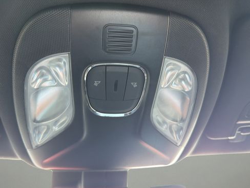 Used 2025 Jeep Compass Trailhawk AWD/4WD image 23
