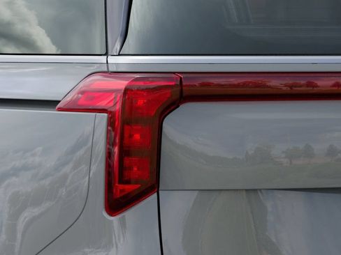 New 2026 Kia Carnival SX FWD image 13
